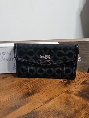 Super Sale...Coach Black Signature Envelope Style Wallet with Logo Plaque